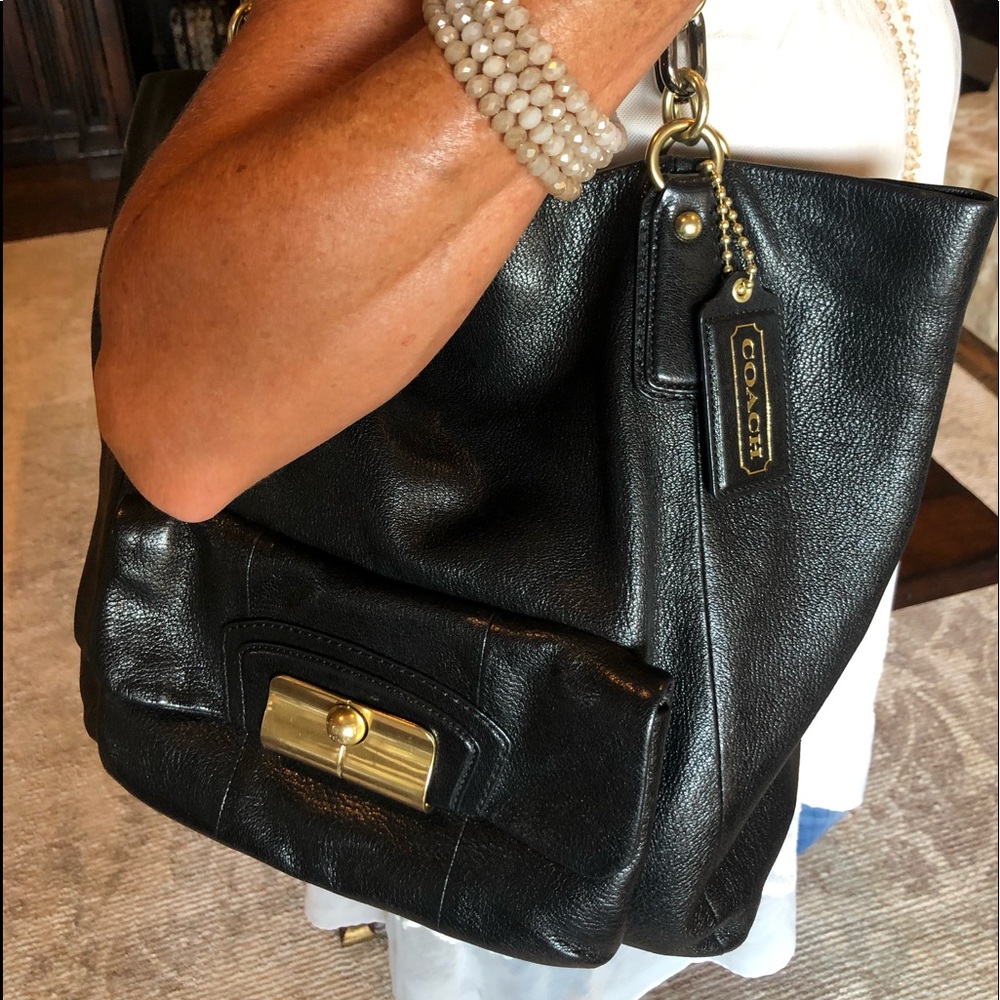 Authentic Black Pebble Grain Leather Coach Purse